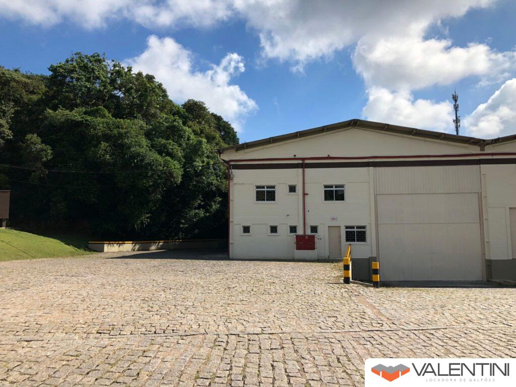 9 foto interna galpao barracao valentini doca transportadorasCIC1